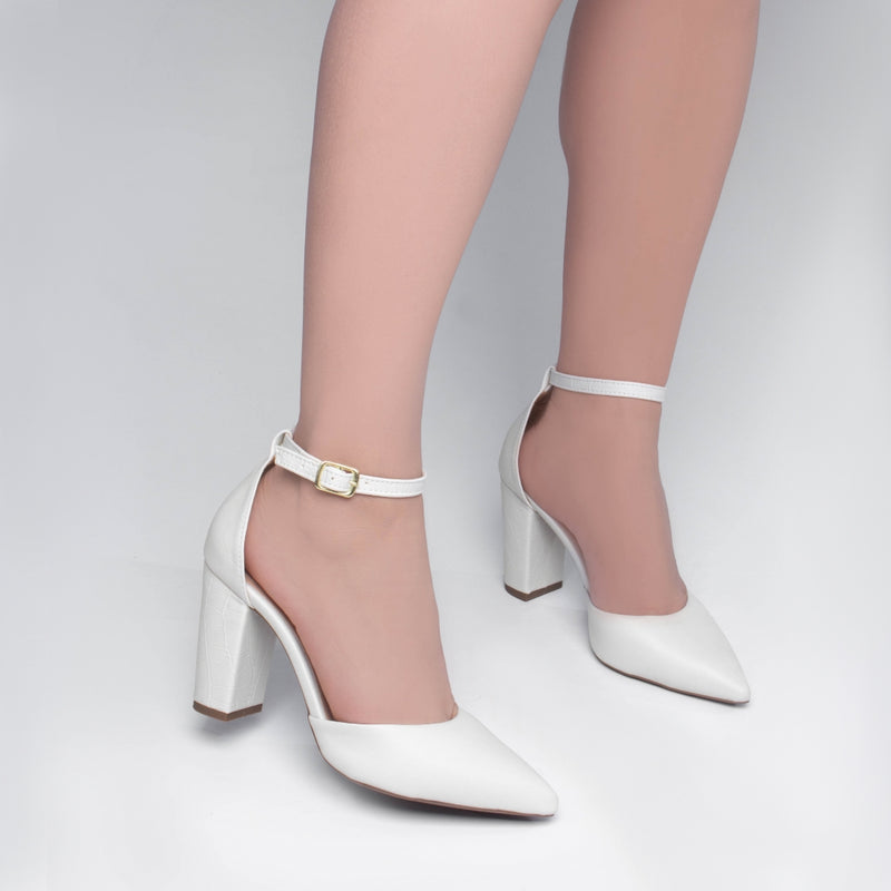 Sapato Scarpin Salto Quadrado Off White