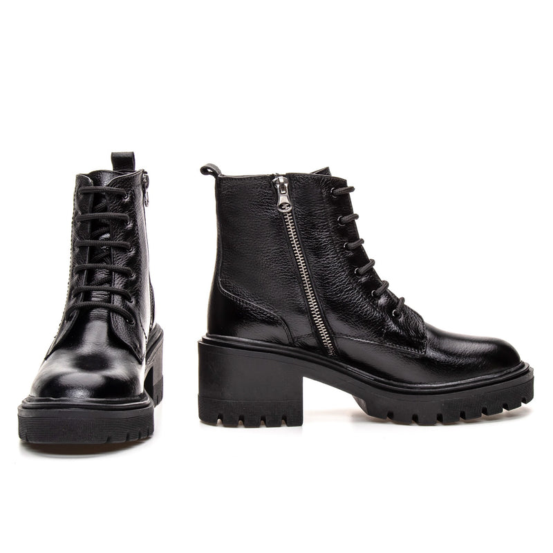 Bota Coturno Cano Médio Couro Preto de Amarrar