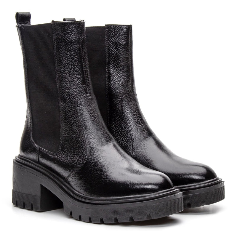 Bota Coturno Cano Médio Couro Preto Solado Tratorado