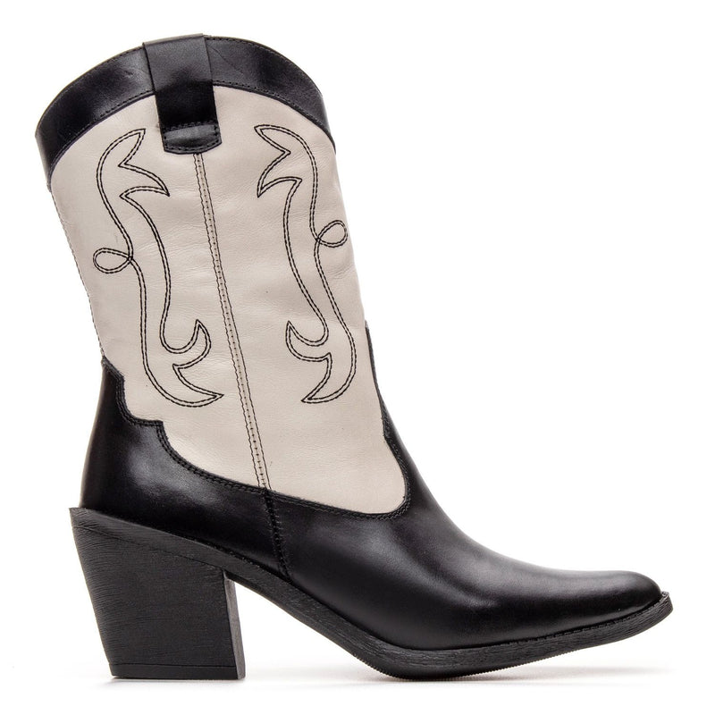 Bota Feminina Texana Cano Médio Couro Preto e Branco